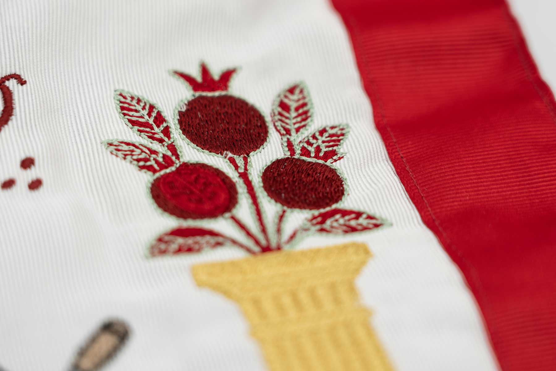 Signification et Symbolisme du Tablier Maçonnique